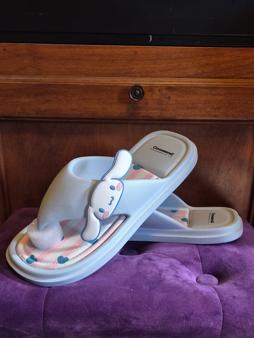 New Sanrio Cinnamoroll flip-flop sandals Character in White & Pink